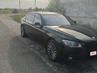 2013 BMW 7 серии Long 740Li xDrive V (F01/F02/F04) Рестайлинг, чёрный, 2690000 рублей, вид 4