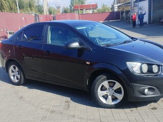 2012 Chevrolet Aveo II, чёрный, 595000 рублей, вид 3