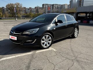 2013 Opel Astra J Рестайлинг, чёрный, 880000 рублей, вид 1