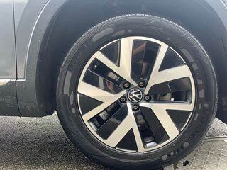 2023 Volkswagen Tayron I Рестайлинг, чёрный, 2026408 рублей, вид 5
