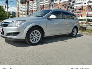 2013 Opel Astra H Рестайлинг, серебристый, 670000 рублей, вид 2