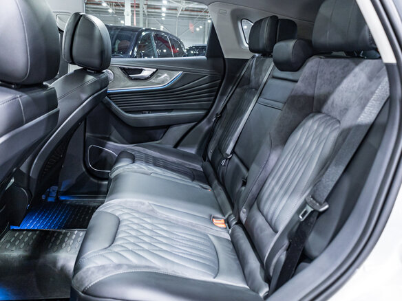 2024 Hongqi HS5 I Рестайлинг, золотистый, 3370900 рублей - вид 28