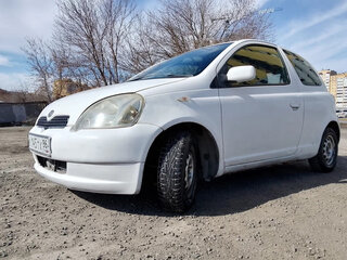 2000 Toyota Vitz I (P10), белый, 200000 рублей, вид 4