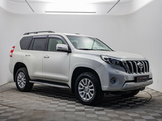 2016 Toyota Land Cruiser Prado 6-speed 150 Series Рестайлинг 1, белый, 4780000 рублей, вид 3