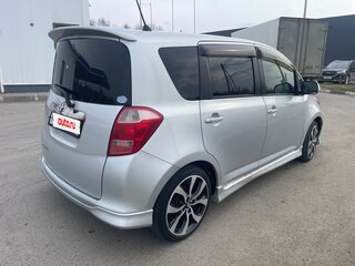 2006 Toyota Ractis I, серебристый, 549999 рублей, вид 3