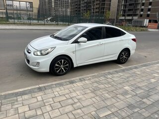 2011 Hyundai Solaris I, белый, 720000 рублей, вид 2