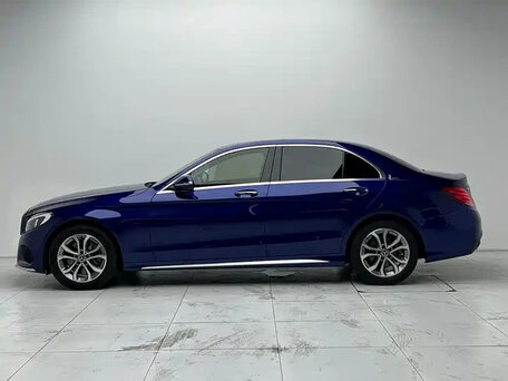 2018 Mercedes-Benz C-Класс 180 IV (W205) Рестайлинг, синий, 1913004 рублей, вид 4