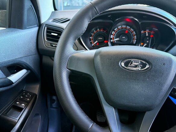 2017 Lada (ВАЗ) Vesta I, серый, 765000 рублей - вид 21
