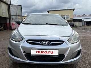2012 Hyundai Solaris I, серебристый, 650000 рублей, вид 1