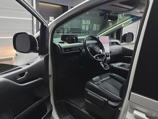 2023 Hyundai Staria I, белый, 5700000 рублей, вид 5
