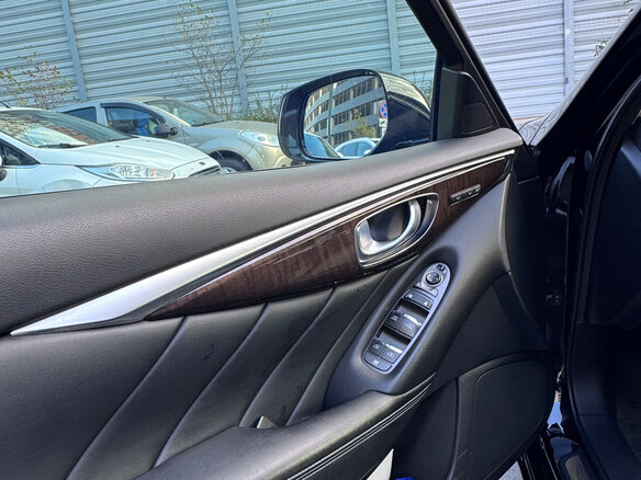 2017 Infiniti Q50 I Рестайлинг, чёрный, 1900000 рублей - вид 13