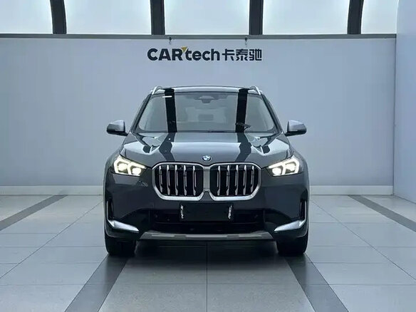 2023 BMW X1 Long 25Li sDrive III (U11/U12), серебристый, 4704000 рублей - вид 3
