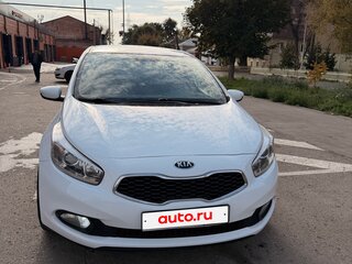 2014 Kia Ceed II, белый, 1100000 рублей, вид 1