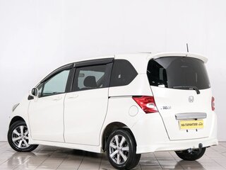2009 Honda Freed I, белый, 929000 рублей, вид 4
