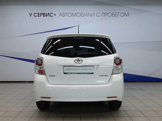 2010 Toyota Verso I, белый, 1169000 рублей, вид 4