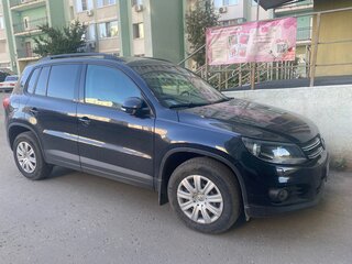 2014 Volkswagen Tiguan I Рестайлинг, чёрный, 1100000 рублей, вид 1
