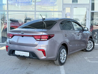 2020 Kia Rio IV, коричневый, 1499000 рублей, вид 2
