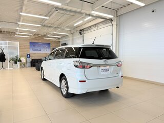 2012 Toyota Wish II, белый, 1599000 рублей, вид 4