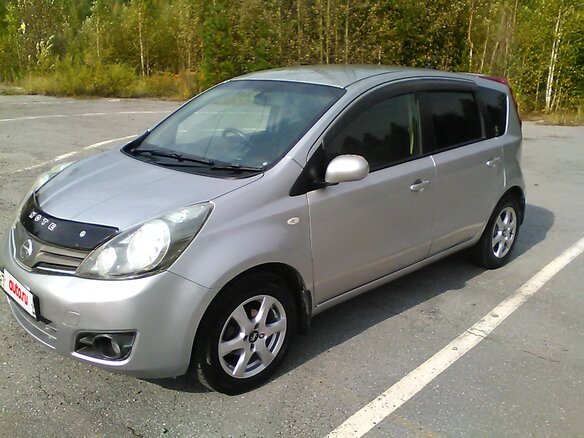2010 Nissan Note I Рестайлинг, серый, 505000 рублей - вид 5