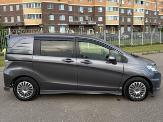 2013 Honda Freed Spike I Рестайлинг, серый, 1150000 рублей, вид 4