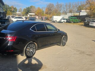 2016 Skoda Superb III, чёрный, 2400000 рублей, вид 5