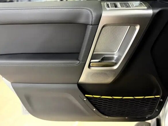 2025 iCar V23 59.93 kWh, серебристый, 1700000 рублей - вид 13