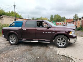 2012 Dodge RAM IV (DS/DJ), красный, 3700000 рублей, вид 3