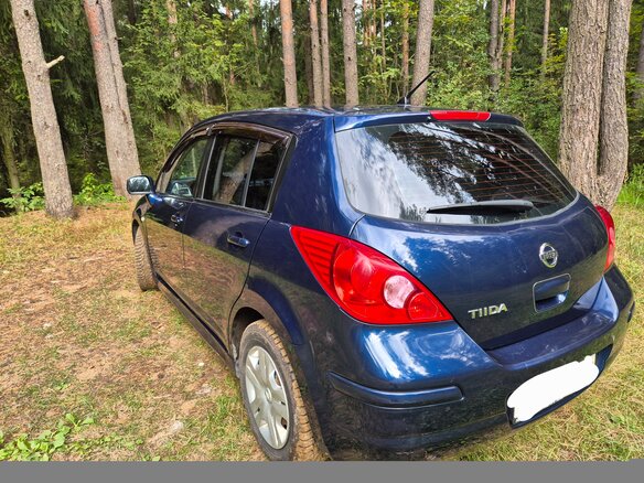 2011 Nissan Tiida I Рестайлинг, синий, 850000 рублей - вид 1