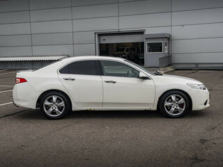 2011 Honda Accord VIII Рестайлинг, белый, 1149000 рублей, вид 4