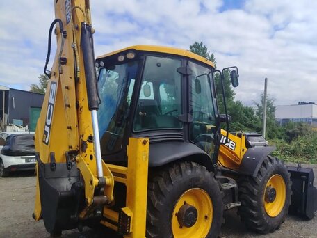2018 JCB 4CX, 7100000 рублей, вид 3