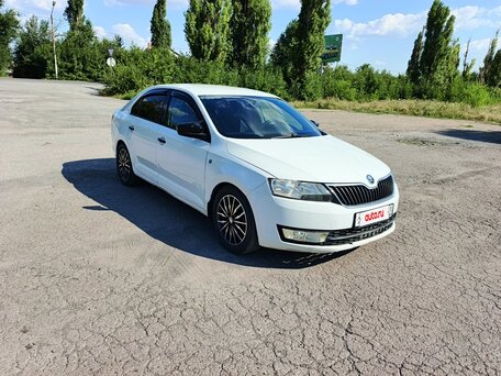 2015 Skoda Rapid I, белый, 520000 рублей, вид 5