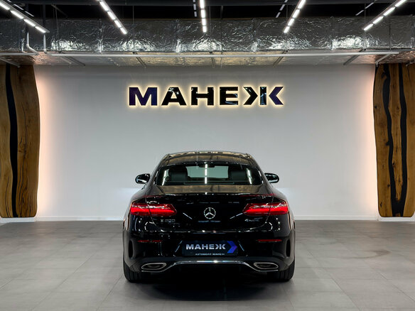 2019 Mercedes-Benz E-Класс 200 V (W213, S213, C238), чёрный, 4200000 рублей - вид 4