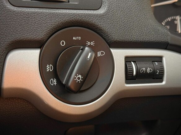 2012 Skoda Octavia II (A5) Рестайлинг, белый - вид 17
