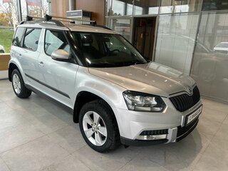 2014 Skoda Yeti I Рестайлинг, серебристый, 899000 рублей, вид 3