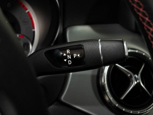 2014 Mercedes-Benz CLA 200 I (C117, X117), белый, 1630000 рублей - вид 12