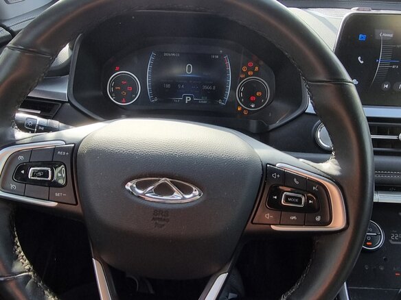 2023 Chery Tiggo 8 I Рестайлинг, белый, 1850000 рублей - вид 5