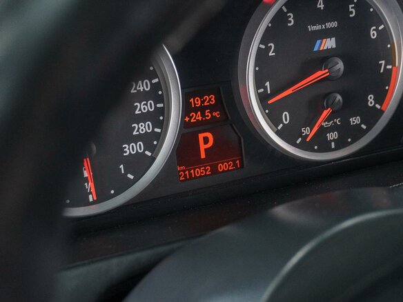 2011 BMW X5 M I (E70), серый, 2129000 рублей - вид 18