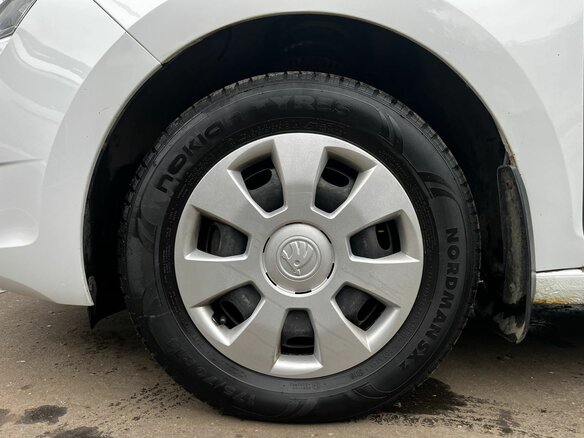 2016 Skoda Rapid I, белый, 880000 рублей - вид 8