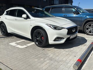 2017 Infiniti QX30, белый, 1490000 рублей, вид 3