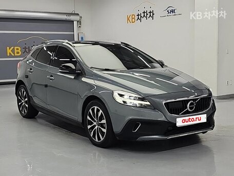 2018 Volvo V40 II Рестайлинг, серый, 1230000 рублей, вид 3