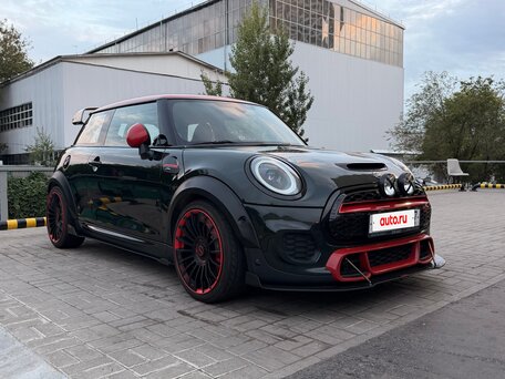 2019 Mini Hatch JCW III (F55/F56) Рестайлинг, чёрный, 2990000 рублей, вид 2