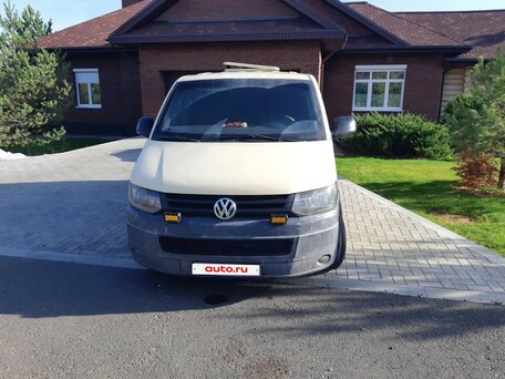 2010 Volkswagen Transporter, бежевый, 1370000 рублей, вид 5