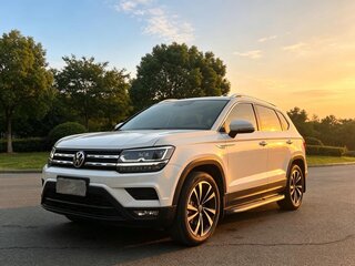 2022 Volkswagen Tharu I, белый, 1350000 рублей, вид 1