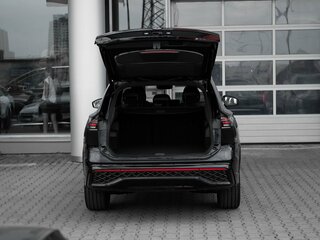 2026 Volkswagen Tiguan L Pro III (China Market), чёрный, 5099900 рублей, вид 5