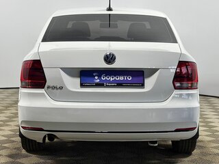 2017 Volkswagen Polo V Рестайлинг, белый, 1250000 рублей, вид 4