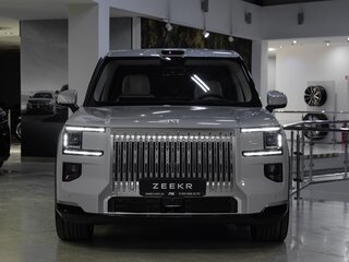 2026 Zeekr 9X 70 kWh, серебристый, 15700000 рублей, вид 2