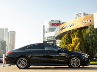 2019 Mercedes-Benz CLA 200 II (C118, X118), чёрный, 2878000 рублей, вид 3