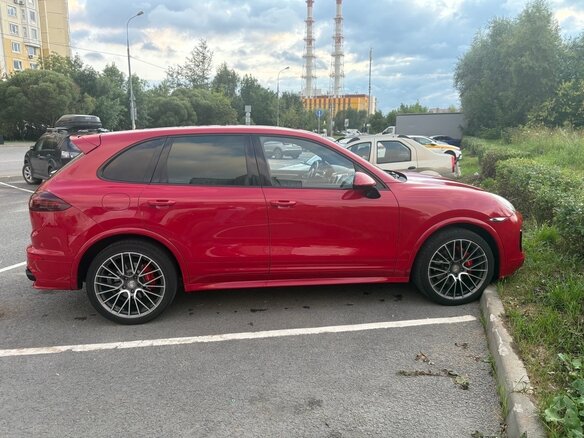 2013 Porsche Cayenne GTS II (958), красный, 3070000 рублей - вид 8
