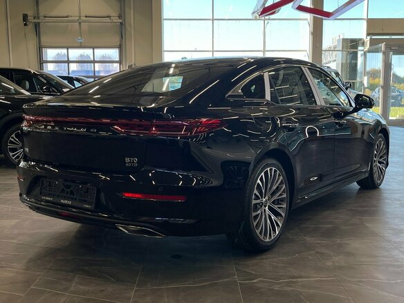 2024 Bestune B70 I Рестайлинг, чёрный, 2803000 рублей - вид 1