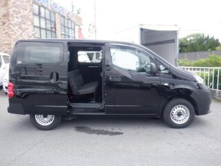 2021 Nissan NV200, чёрный, 1590002 рублей, вид 3